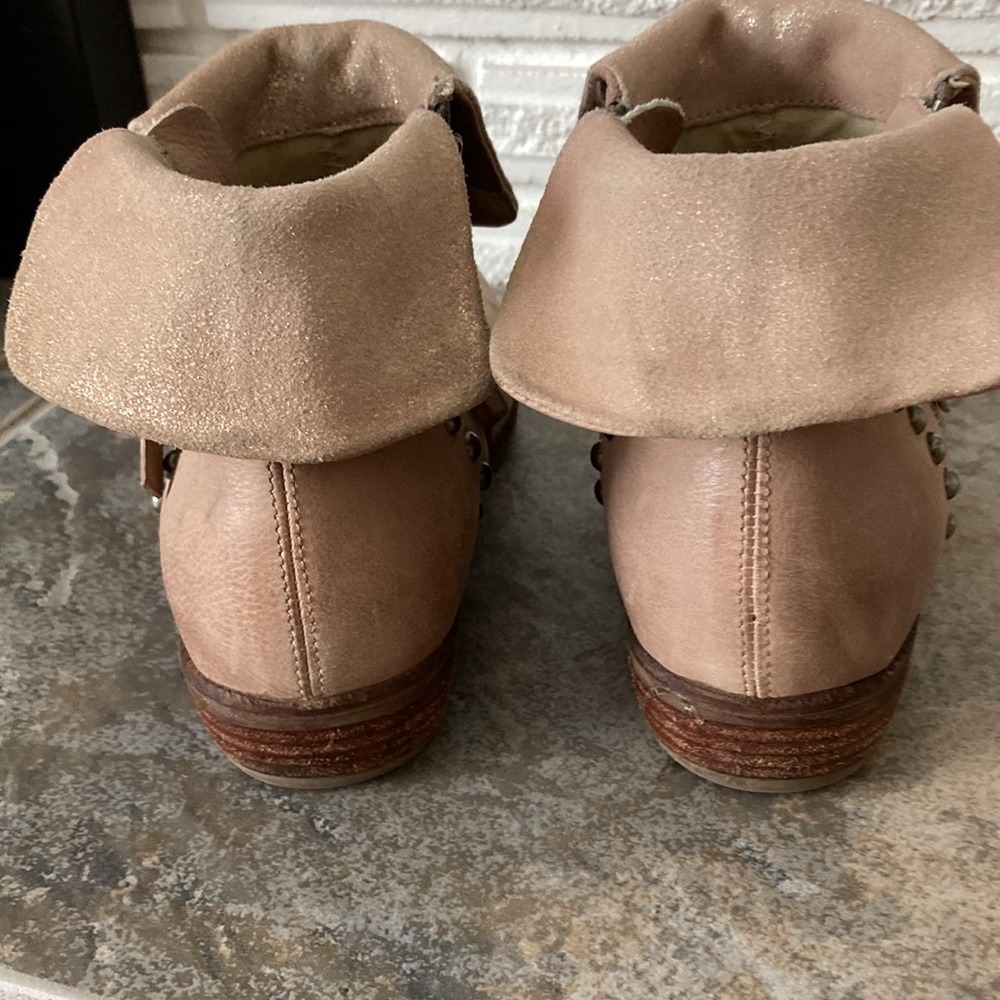 Stylish Tan Ankle Boots with Studded Detail - Picture 6 of 14